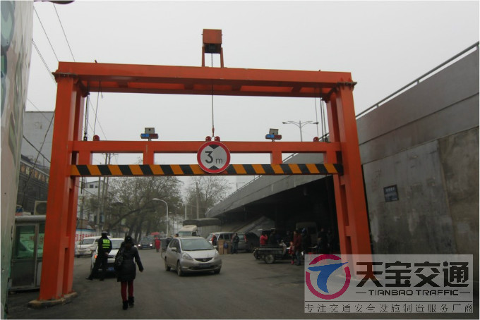 郑州公路限高架杆生产厂家|道路限高架标杆加工厂家