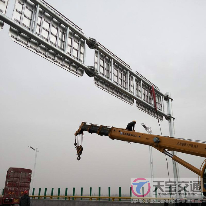 郑州高速公路标志杆厂家 指引着人们安全行驶